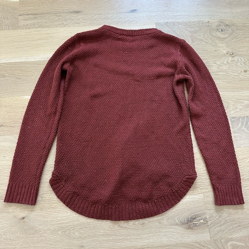 Pink clover Red sweater - Picture 2 of 4